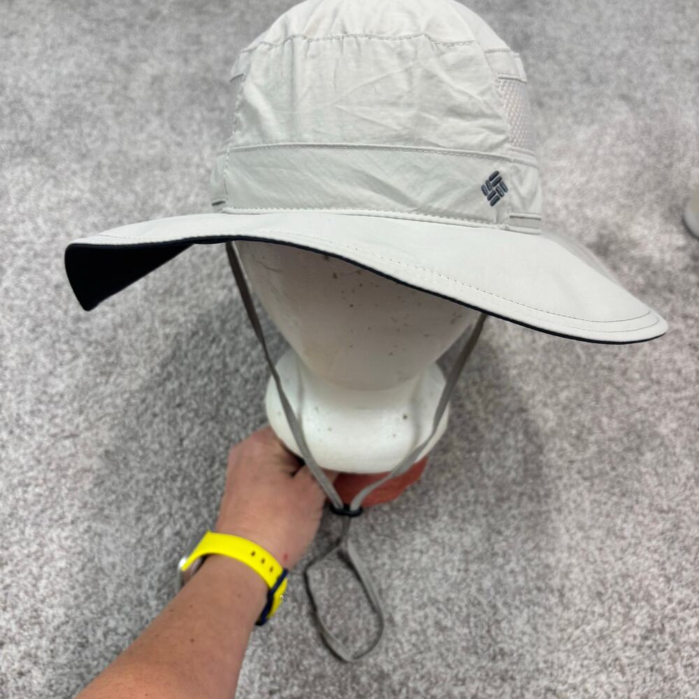 NWT Columbia Omni-Shade 50 UPF khaki hat O/S